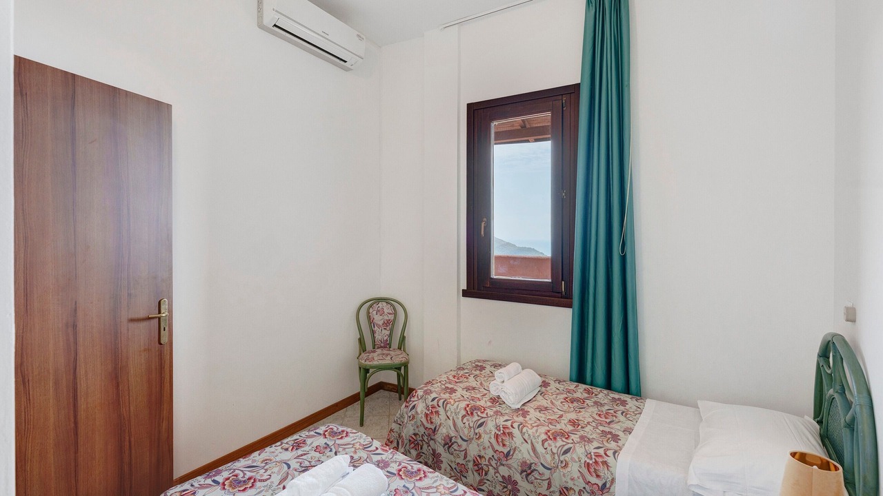 Photo of Bedroom in Palinuro