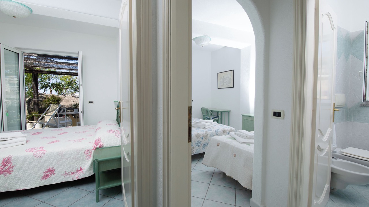 Photo of Bedroom in Forio