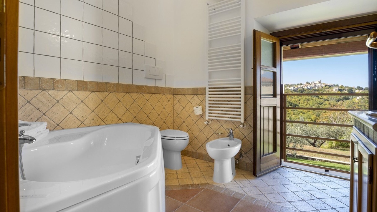 Photo of Bathroom in Abbateggio