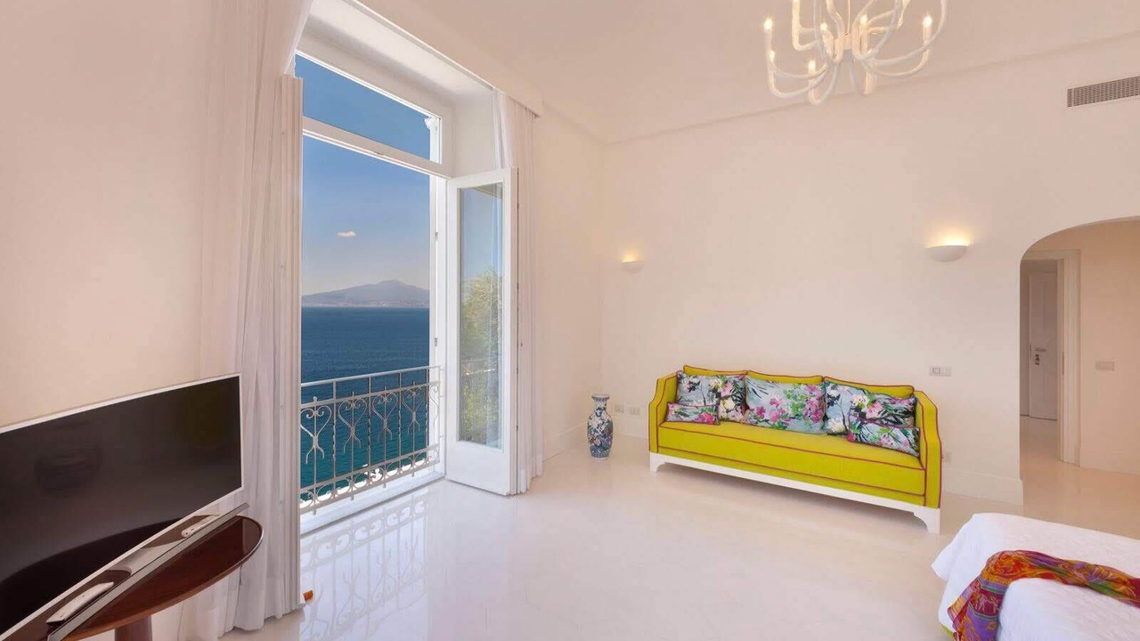 Photo of Livingroom in Sorrento City Centre