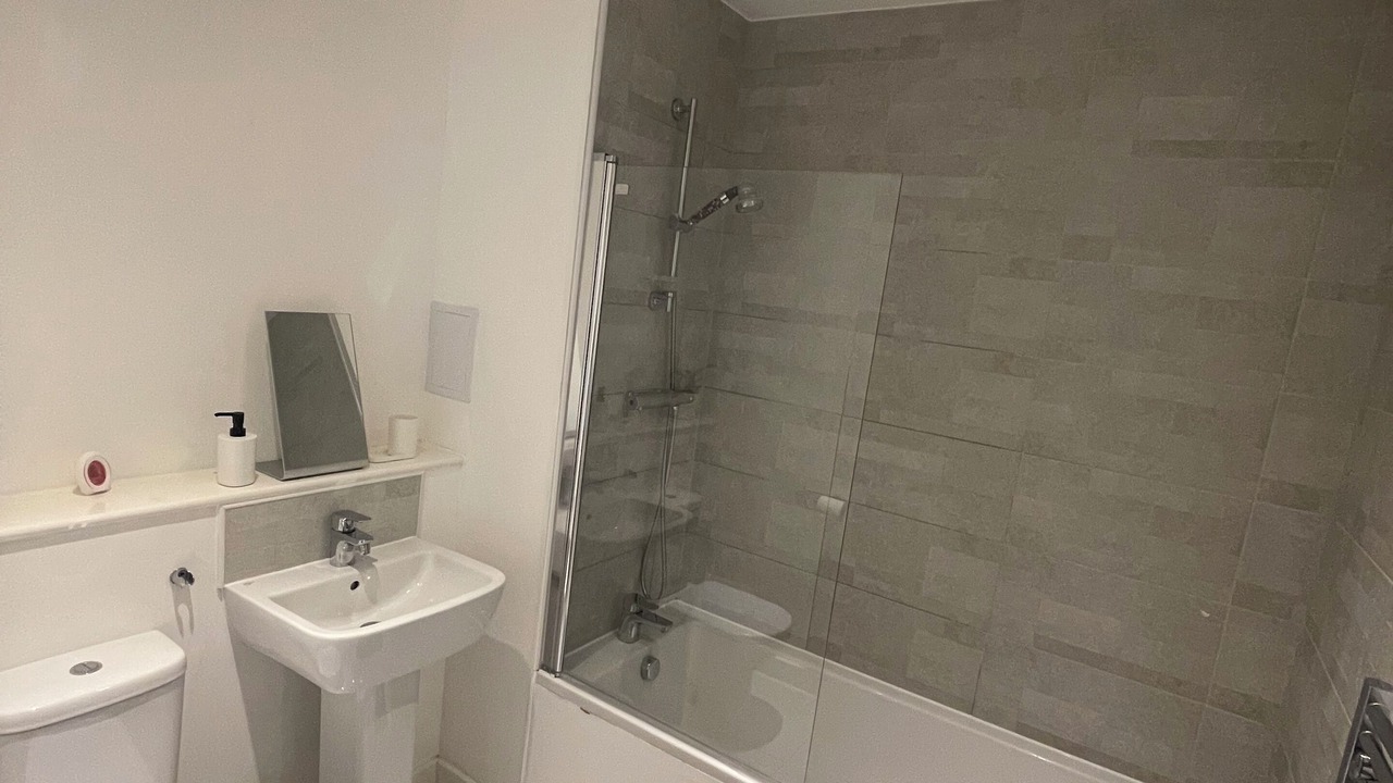 Photo of Bathroom in Brent