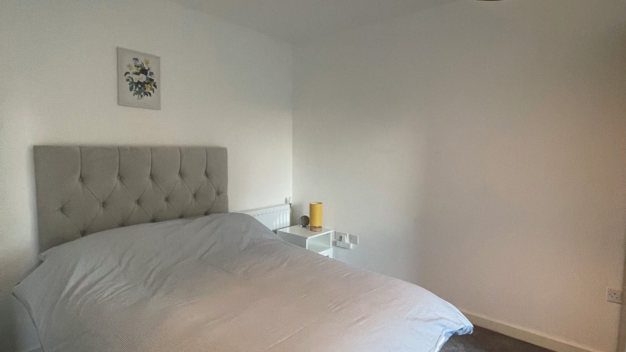 Photo of Bedroom in Brent