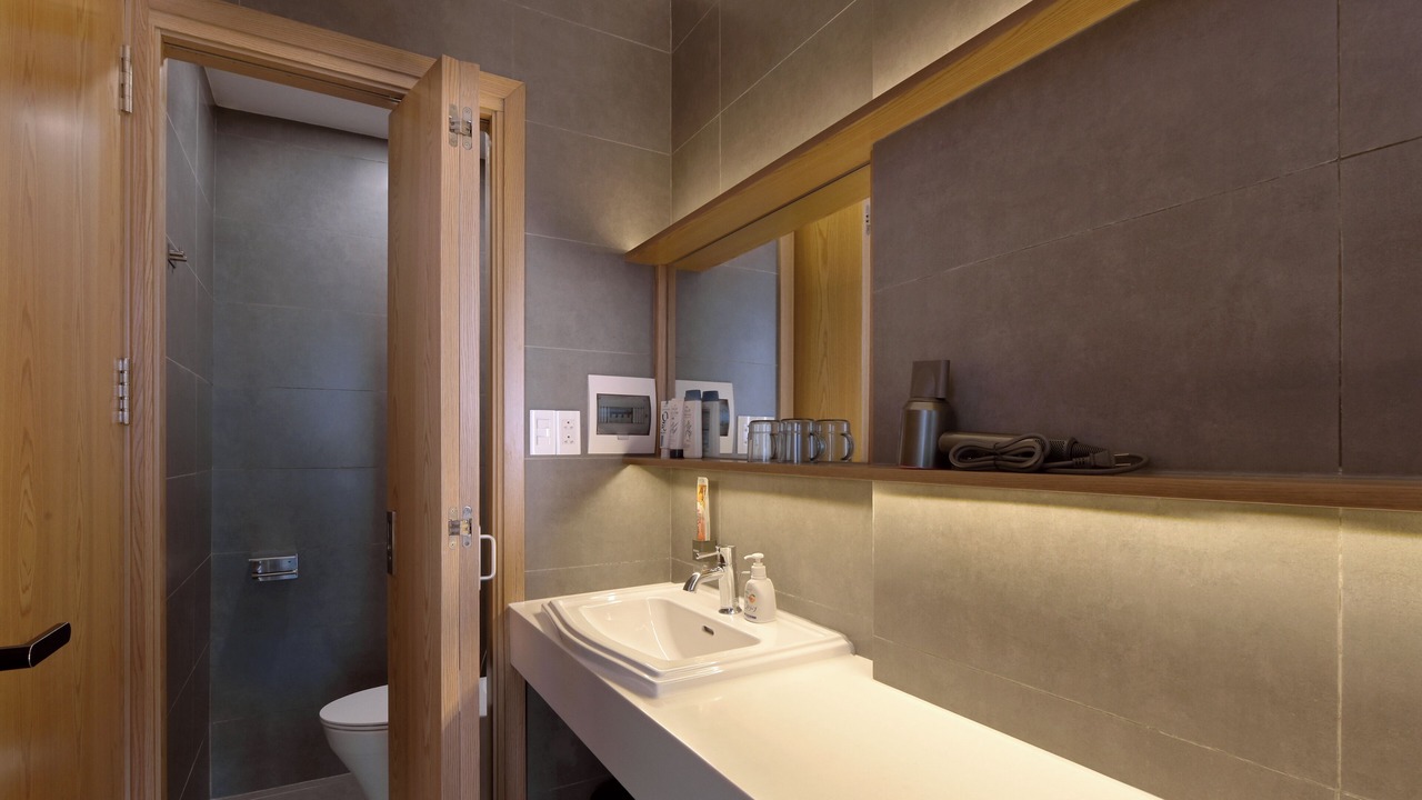Photo of Bathroom in Ngu Hanh Son