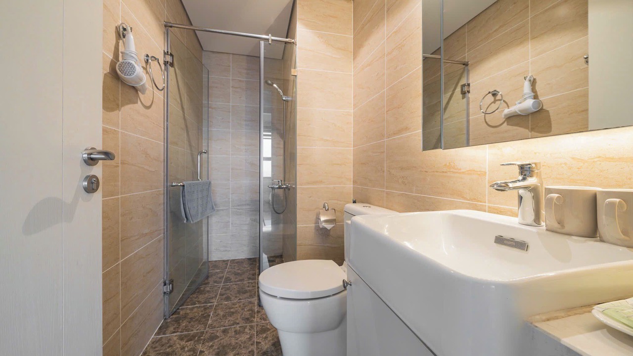 Photo of Bathroom in Trung Hoa Nhan Chinh