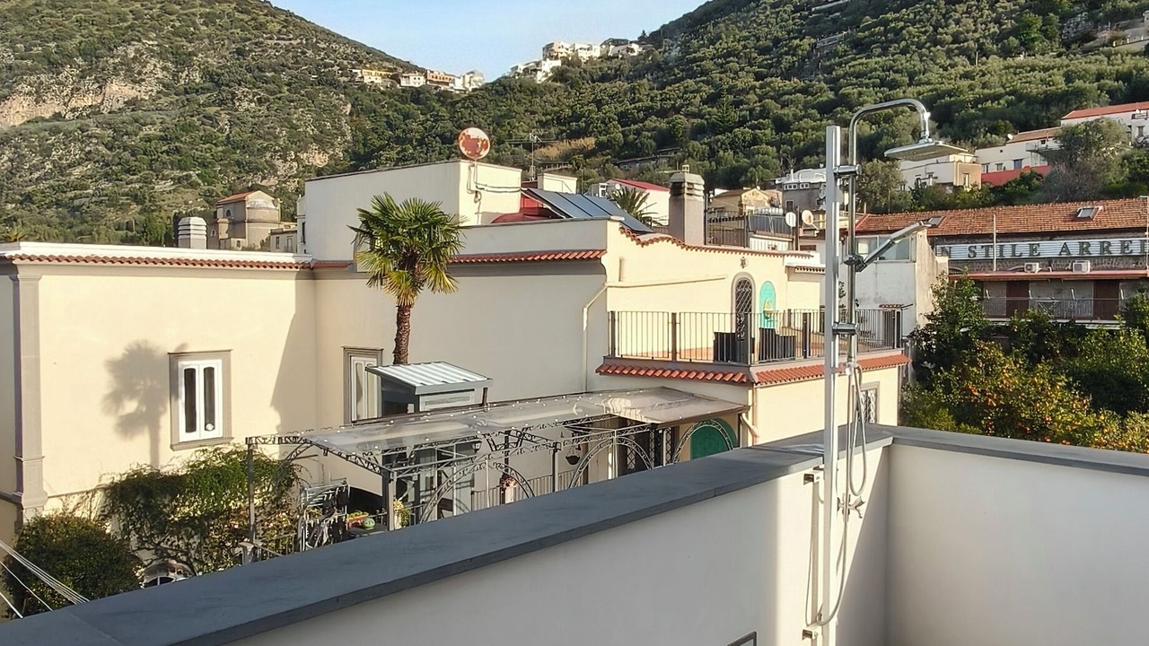 Photo of Patio Balcony in Meta