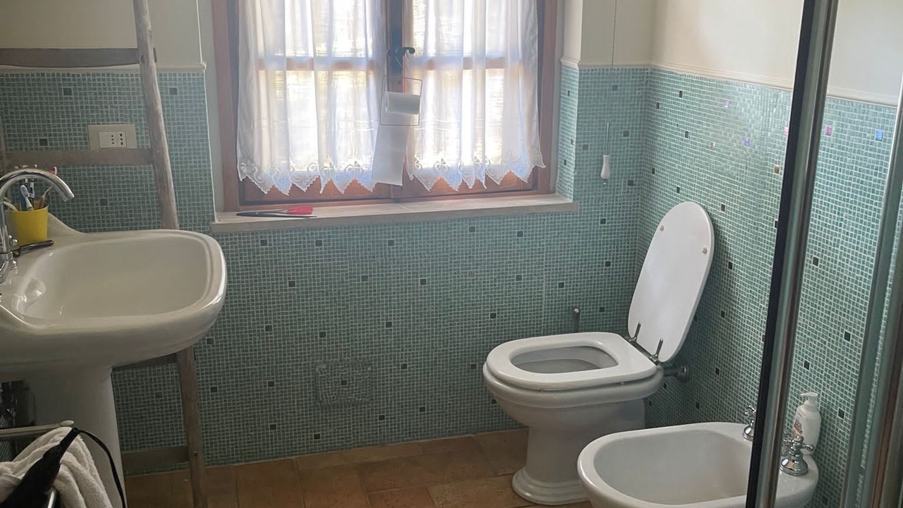 Photo of Bathroom in Piediluco