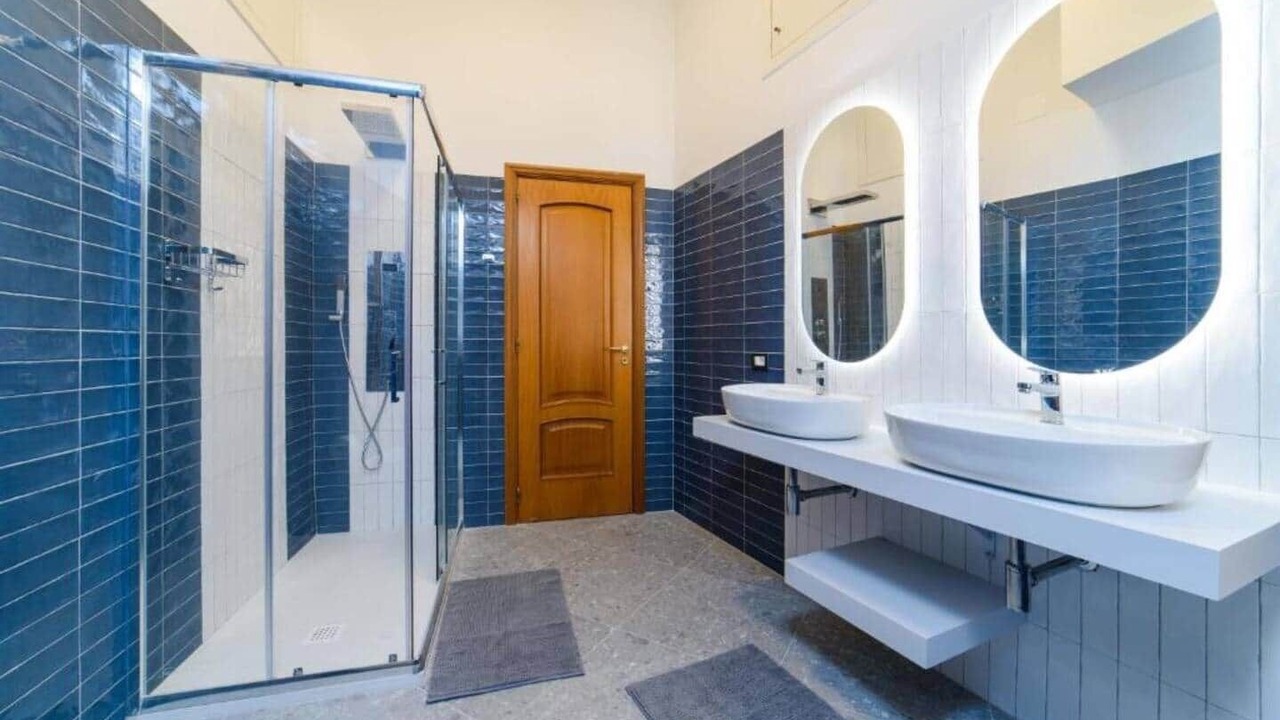 Photo of Bathroom in Meta