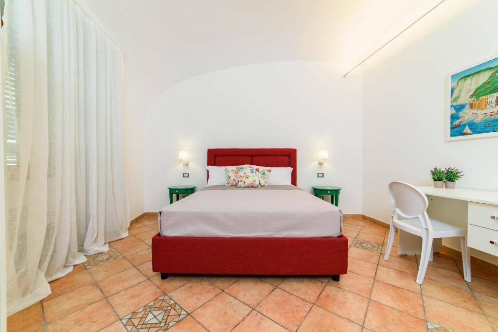 Photo of Bedroom in Meta