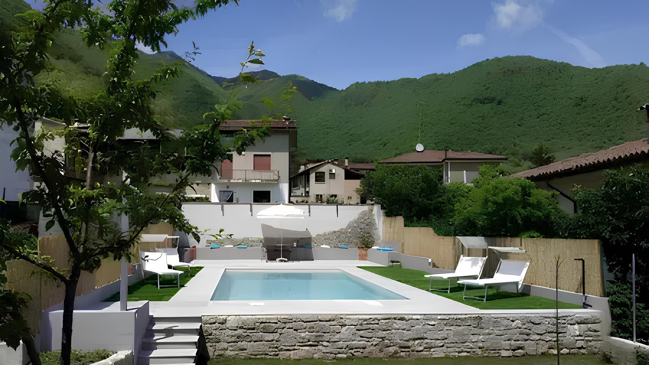 Photo of Outdoor in Miane