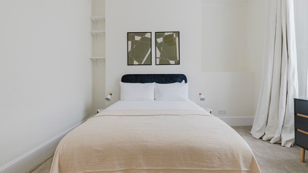 Photo of Bedroom in West Kensington