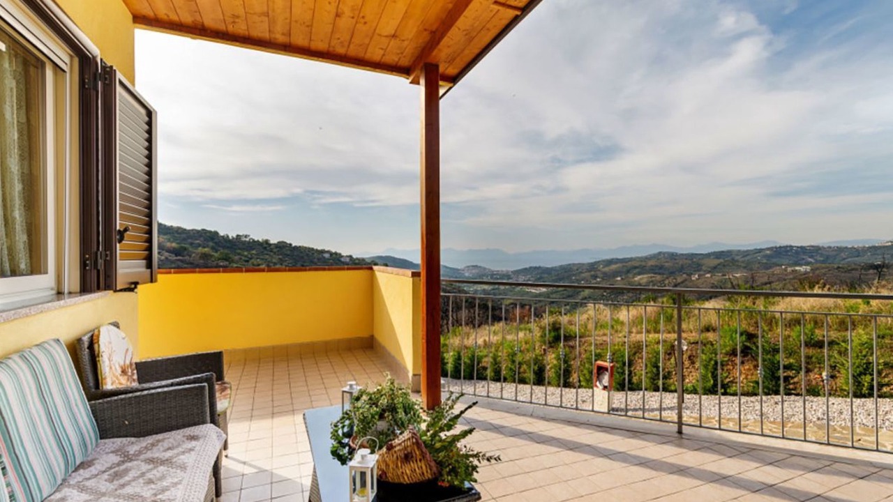 Photo of Patio Balcony in Laureana Cilento