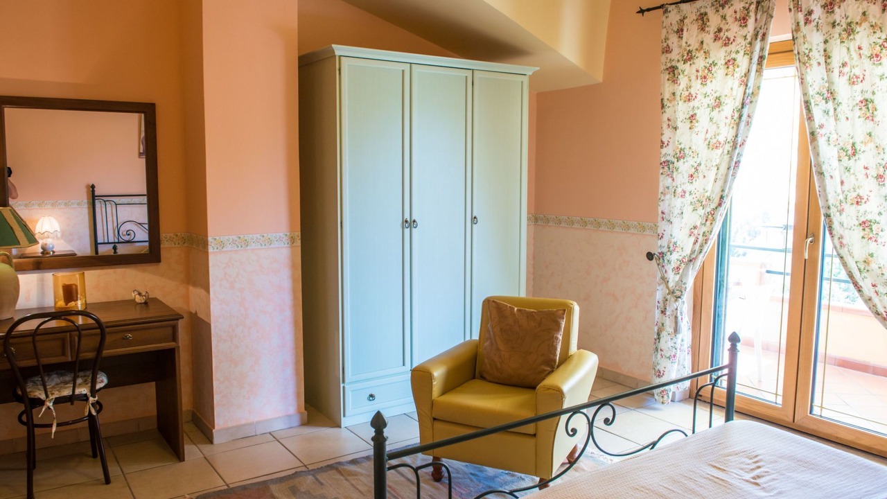 Photo of Bedroom in Palinuro