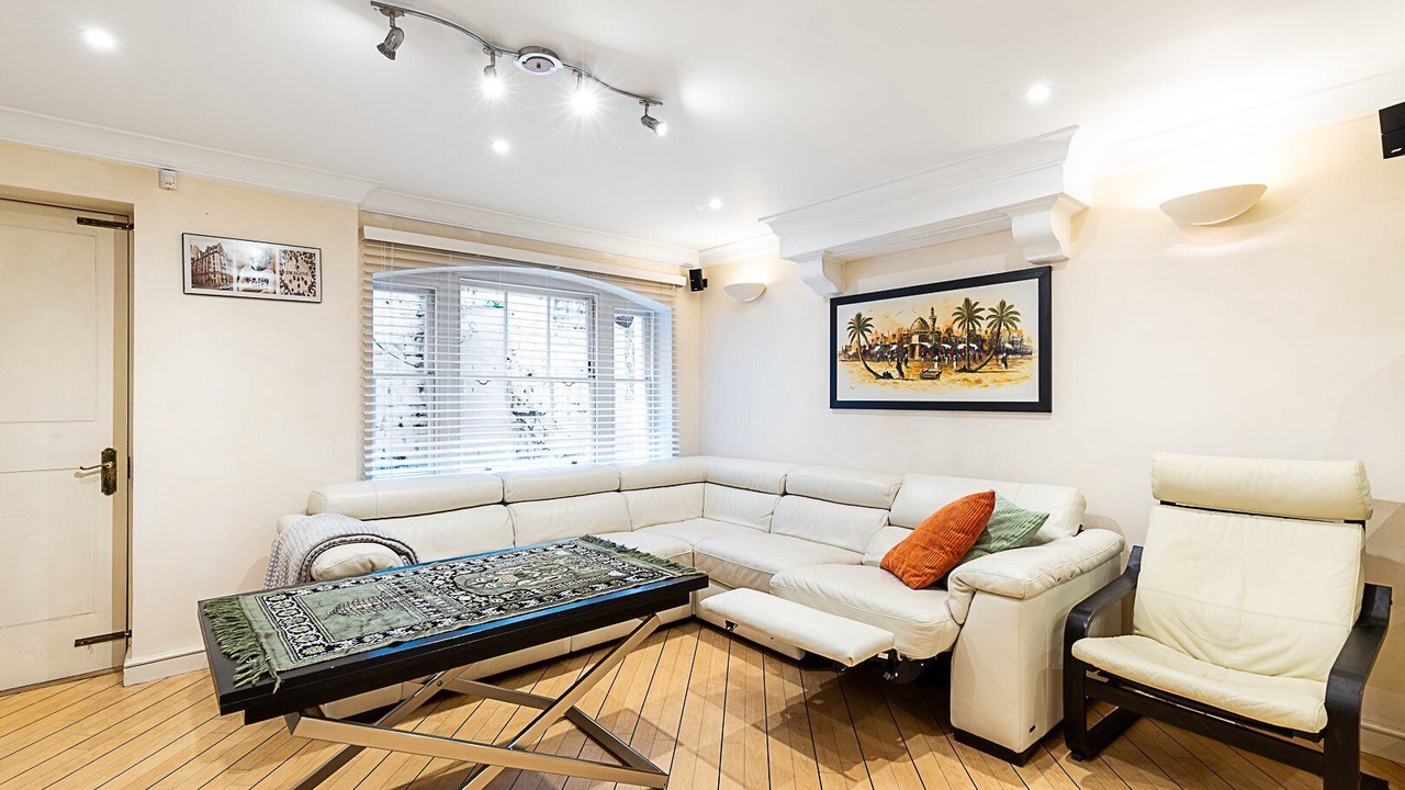 Photo of Livingroom in Warwick
