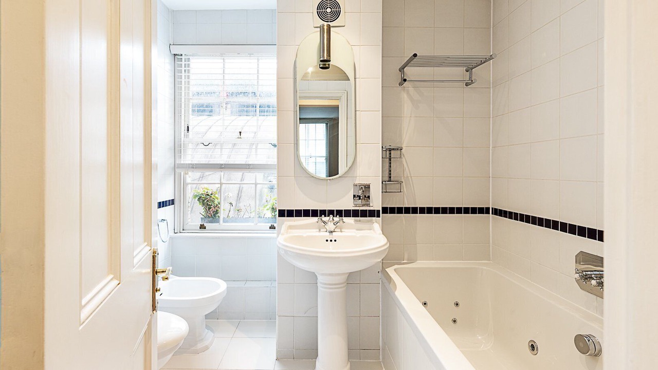 Photo of Bathroom in Warwick