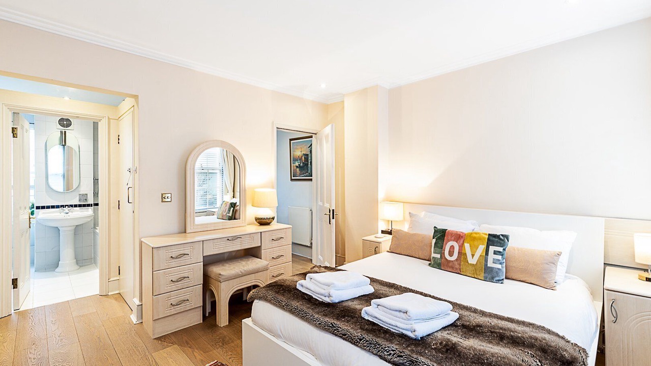 Photo of Bedroom in Warwick