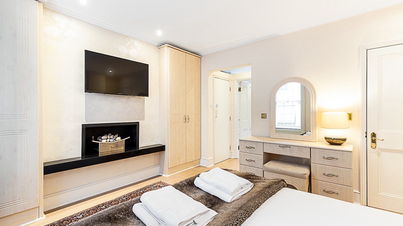Photo of Bedroom in Warwick