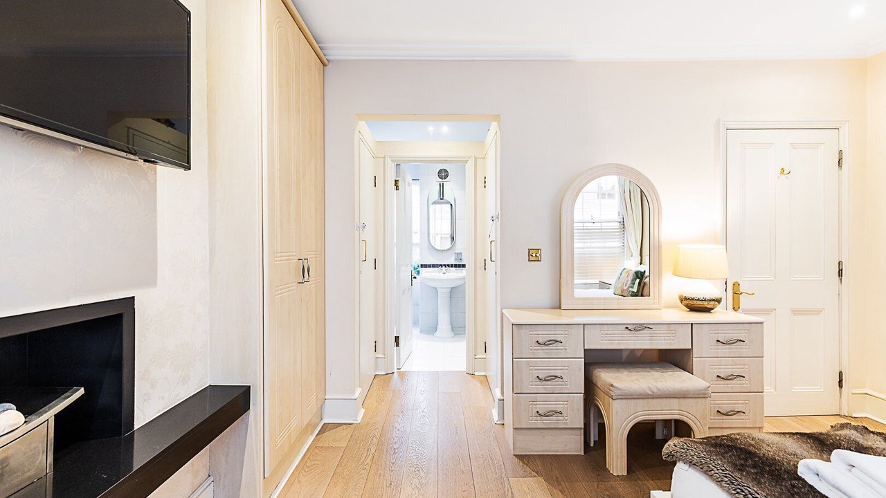 Photo of Bedroom in Warwick