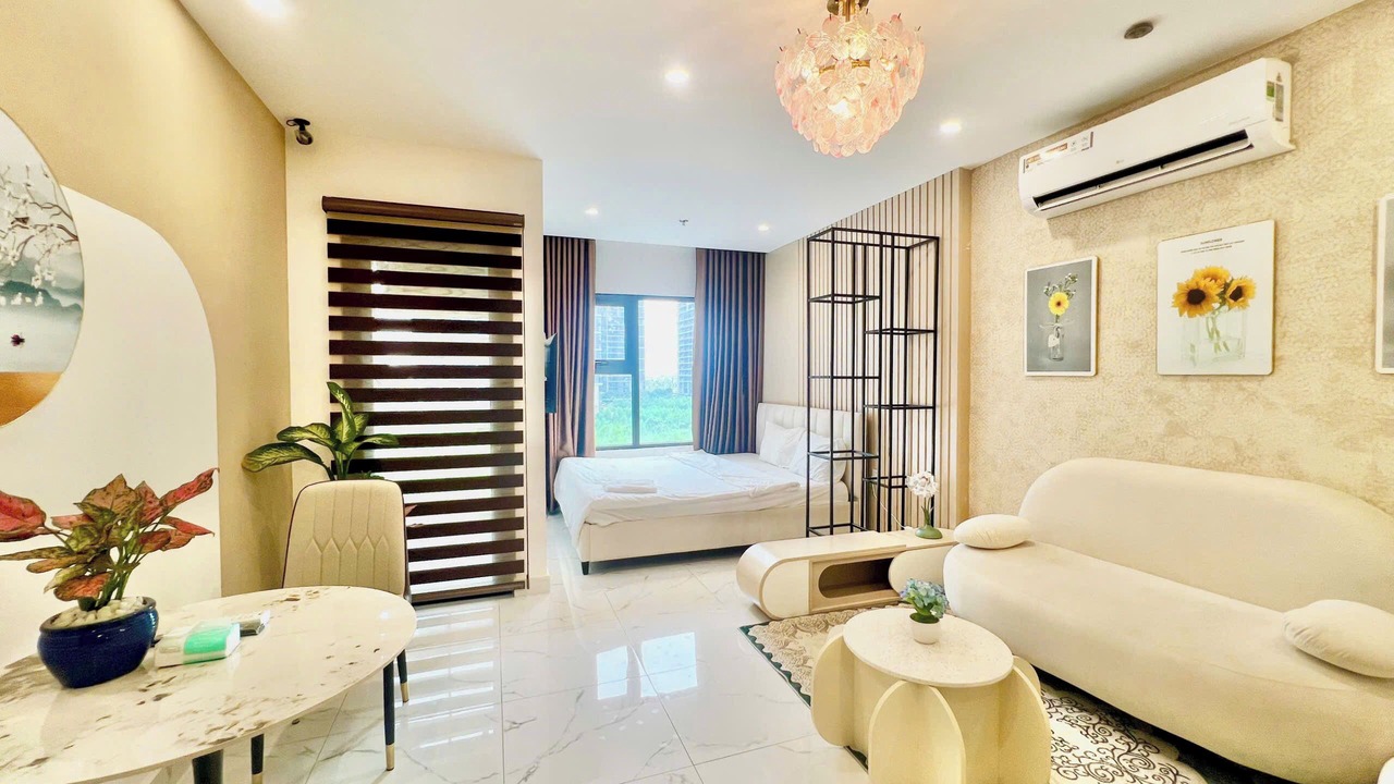 Photo of Bedroom in District 9