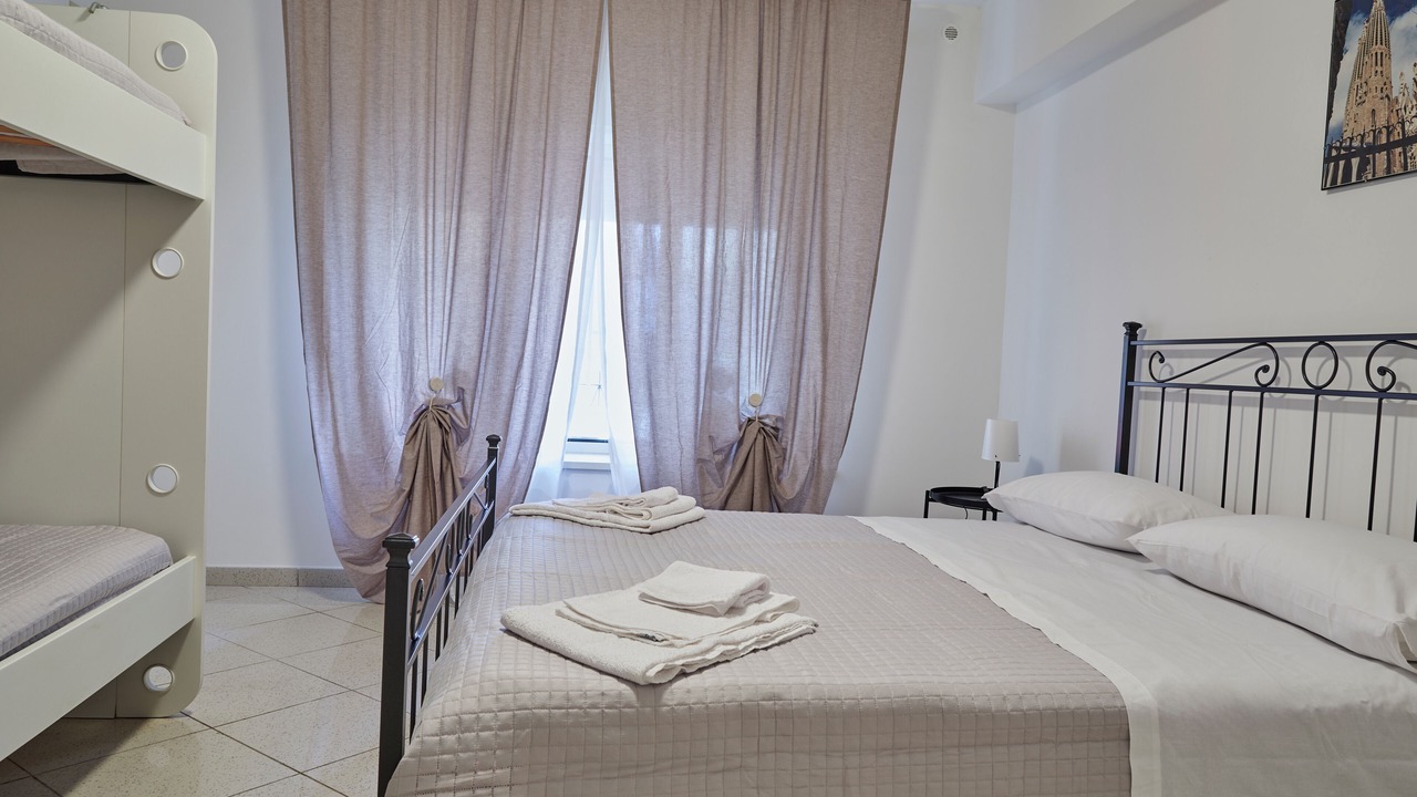 Photo of Bedroom in Pozzuoli