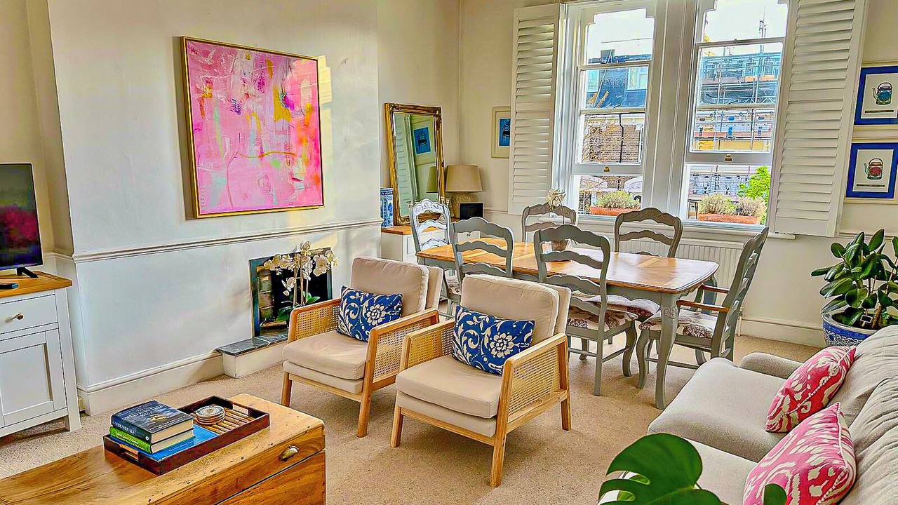 Photo of Livingroom in West Kensington