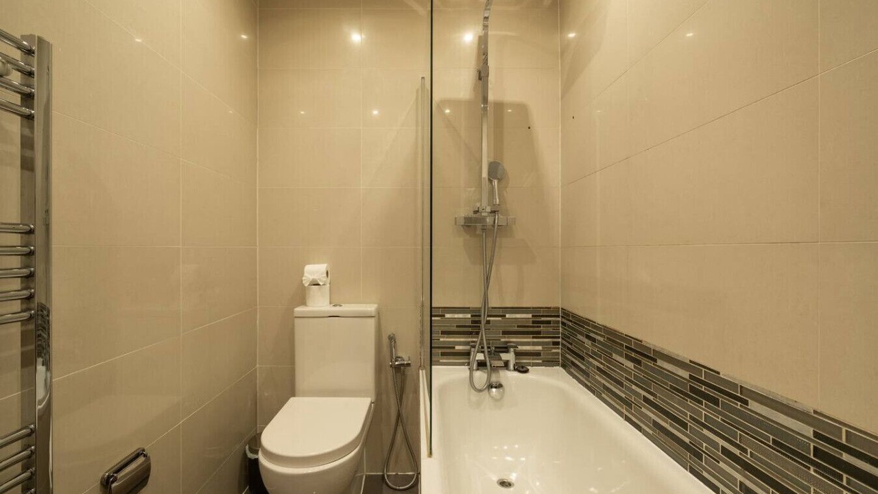 Photo of Bathroom in Cricklewood