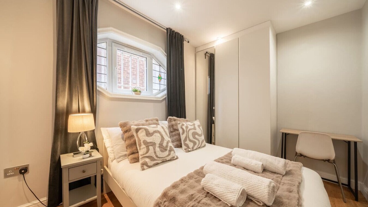Photo of Bedroom in Cricklewood