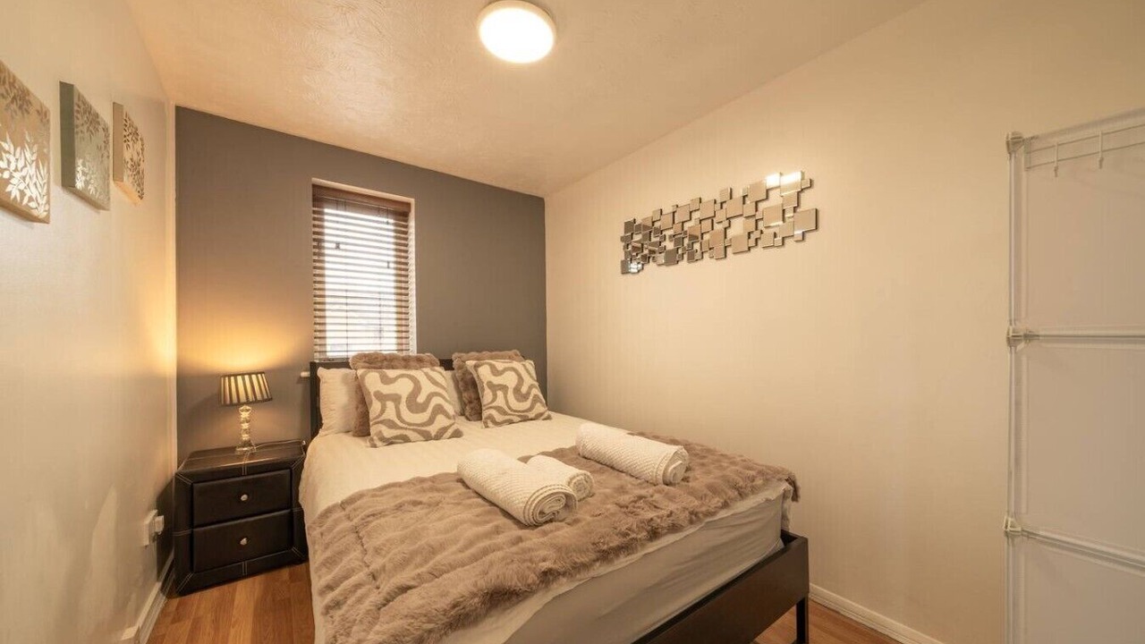 Photo of Bedroom in Cricklewood