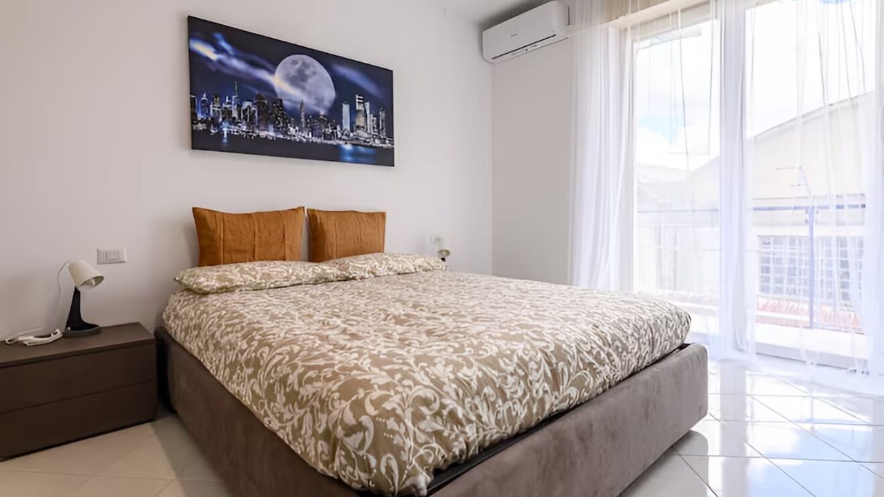 Photo of Bedroom in Naples