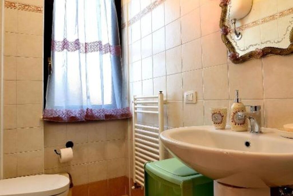Photo of Bathroom in Otricoli