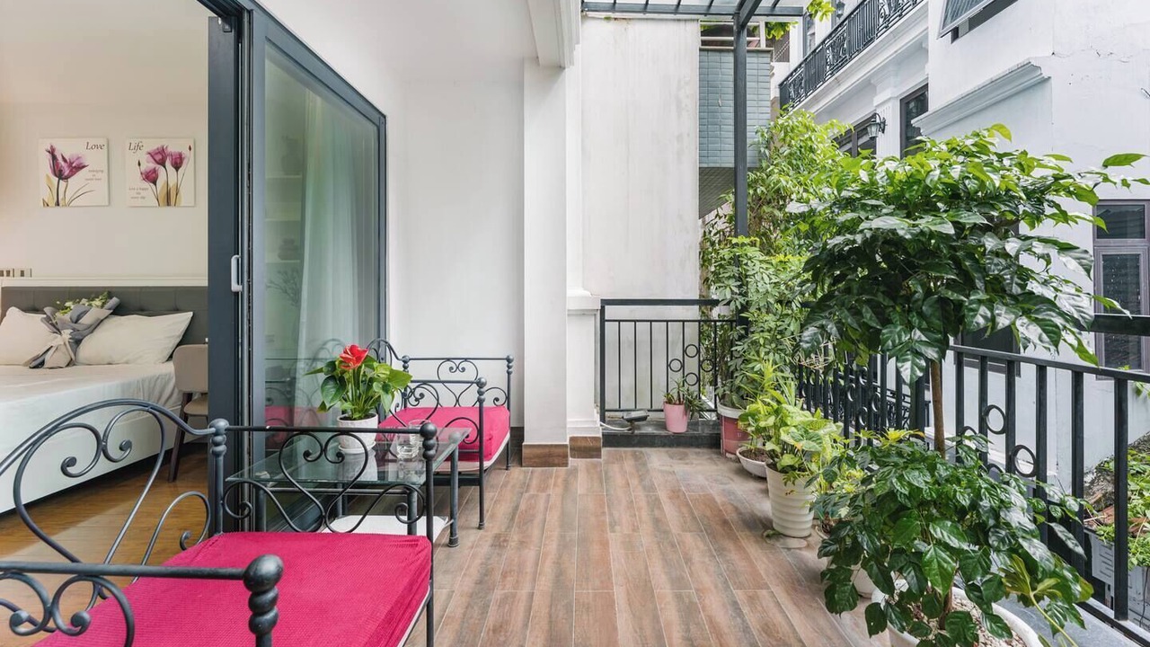 Photo of Patio Balcony in Hoan Kiem