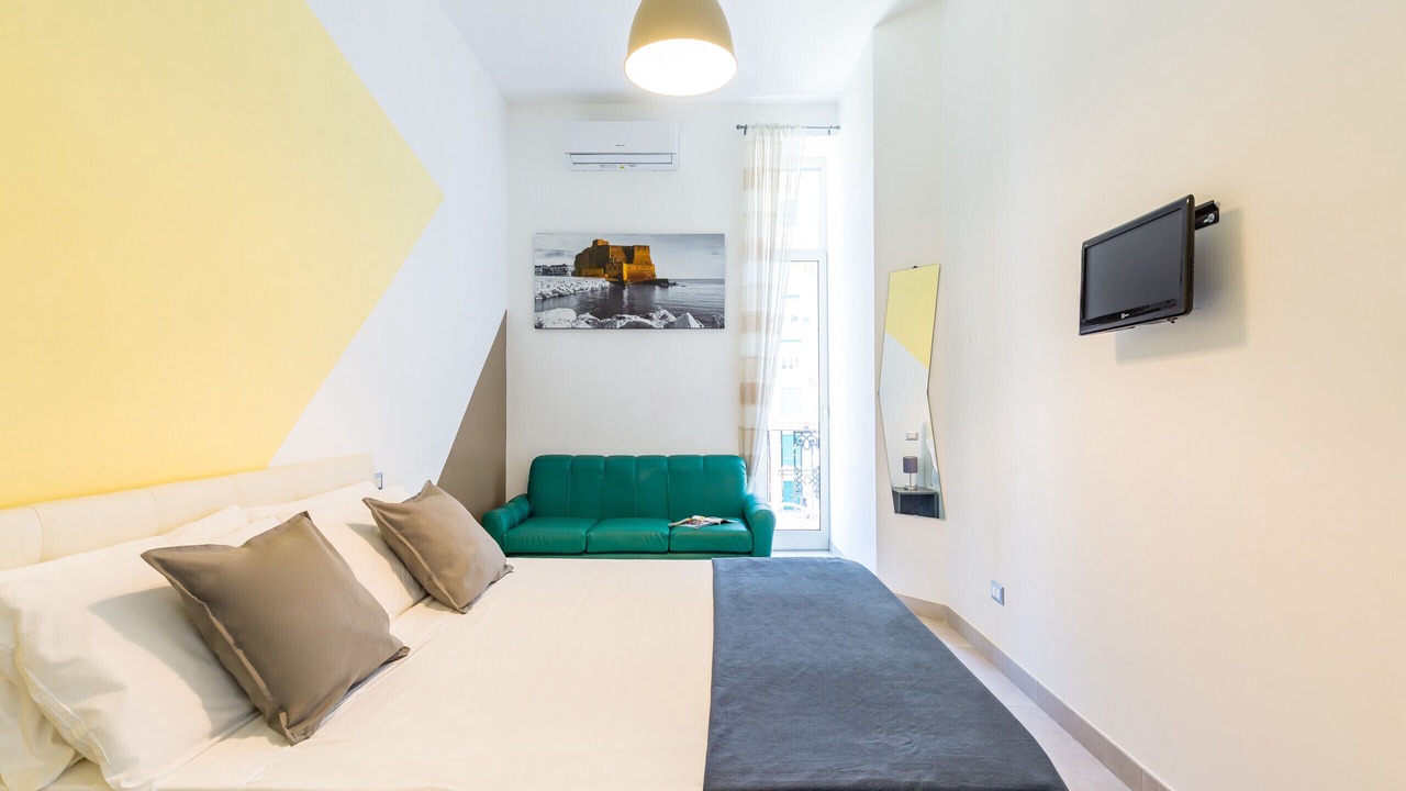 Photo of Bedroom in Naples City Centre