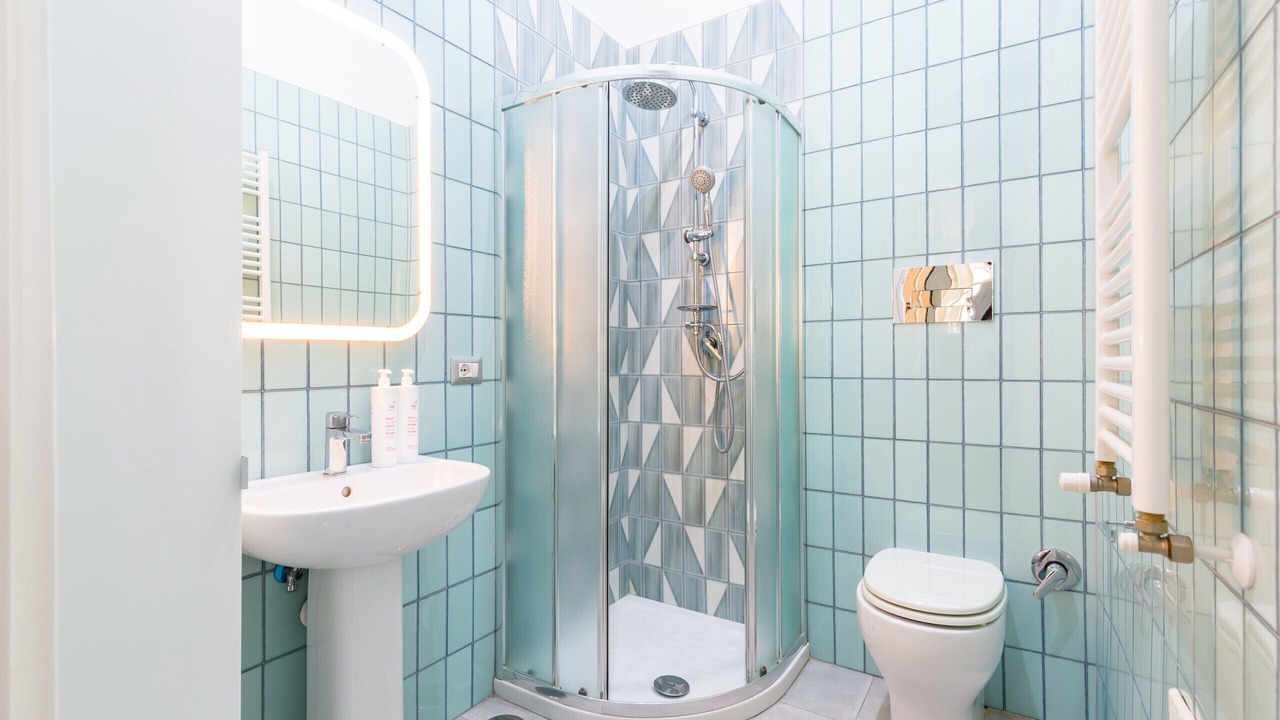 Photo of Bathroom in Naples City Centre