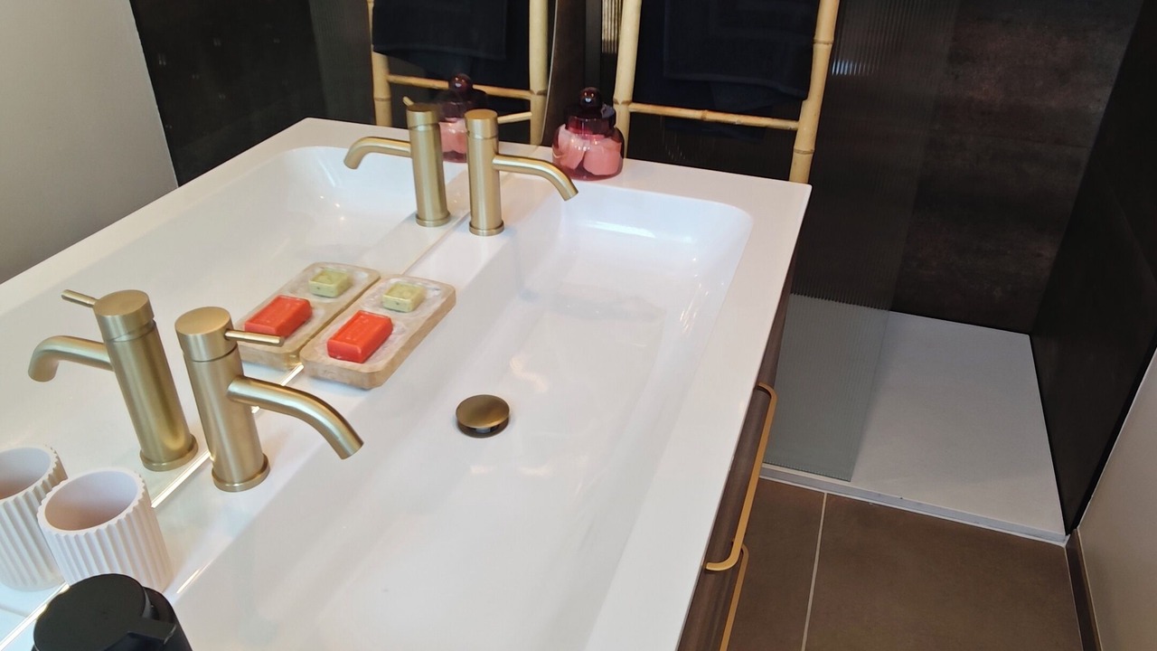 Photo of Bathroom in Cholet