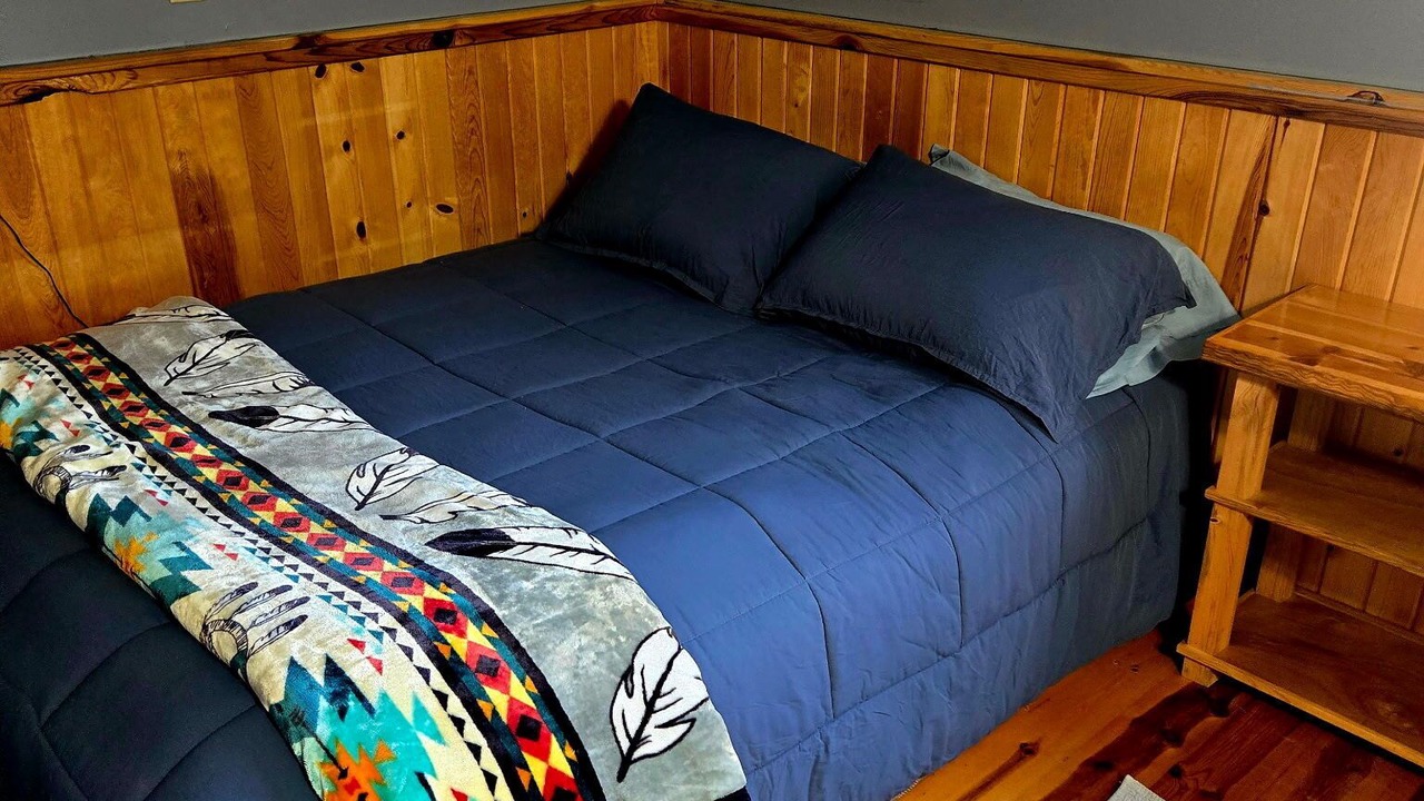 Photo of Bedroom in Rosebud