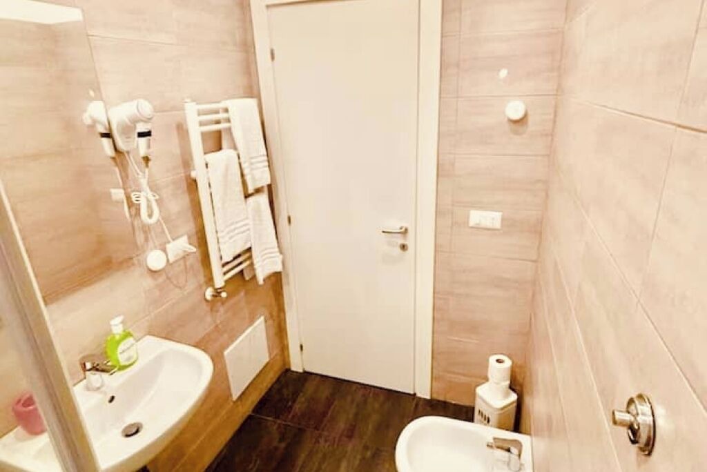 Photo of Bathroom in Rione XVIII Castro Pretorio