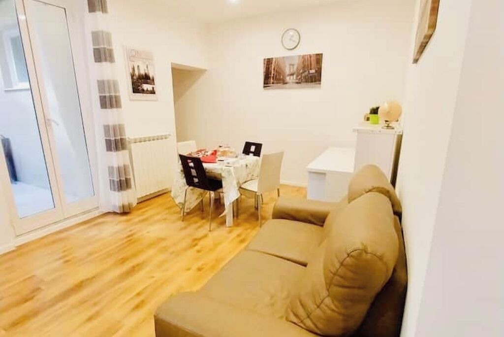 Photo of Livingroom in Rione XVIII Castro Pretorio