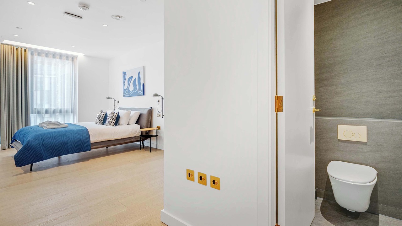 Photo of Bathroom in St. Pancras and Somers Town