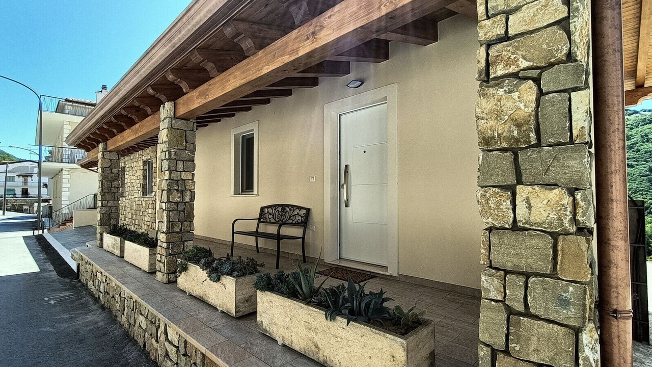 Photo of Patio Balcony in Sanza