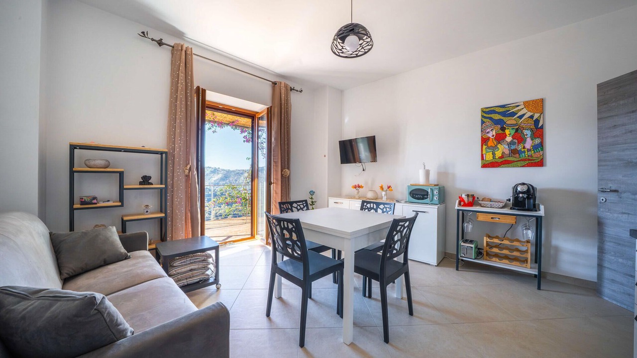 Photo of Bedroom in Laureana Cilento
