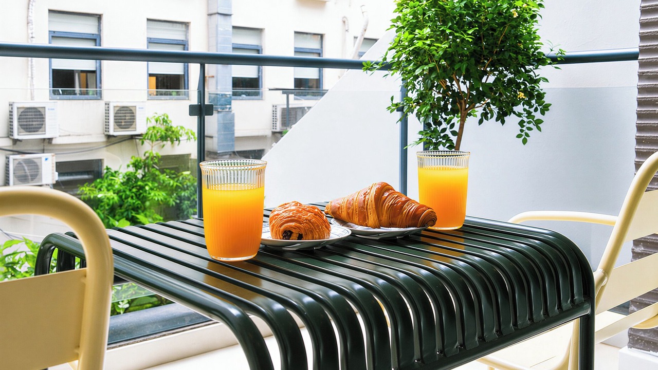 Photo of Patio Balcony in Hoan Kiem
