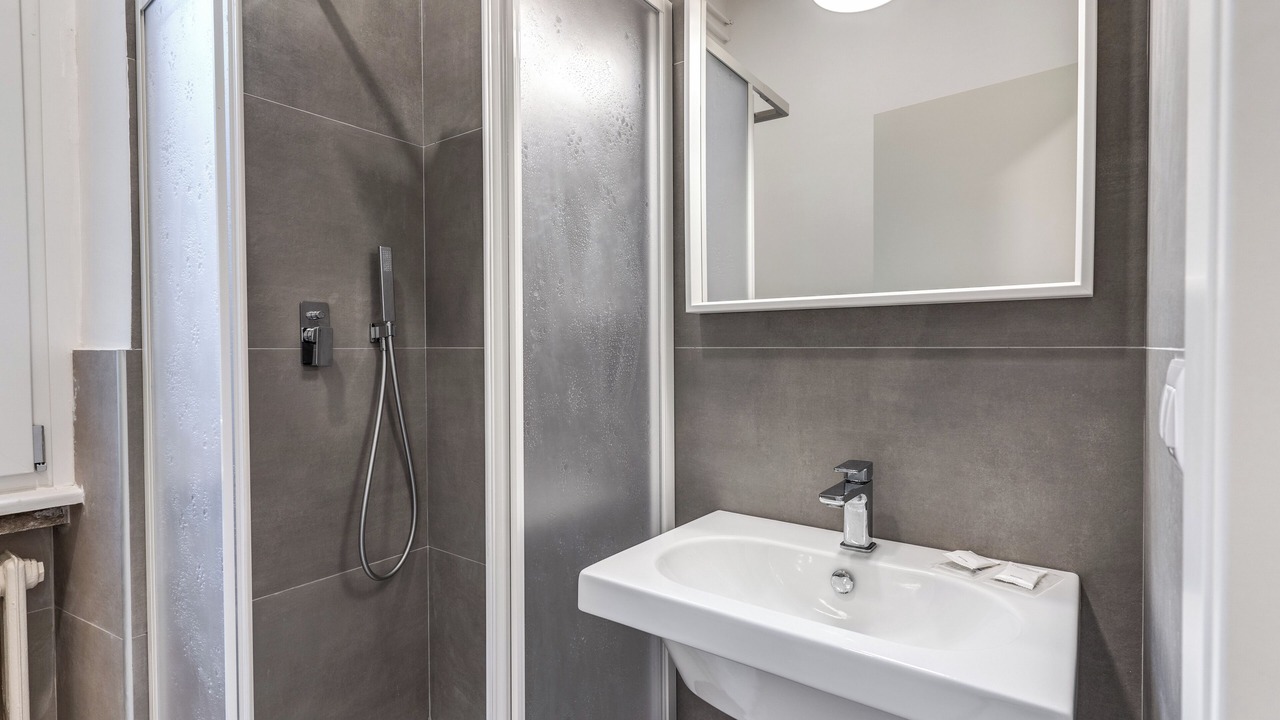 Photo of Bathroom in Aurelio