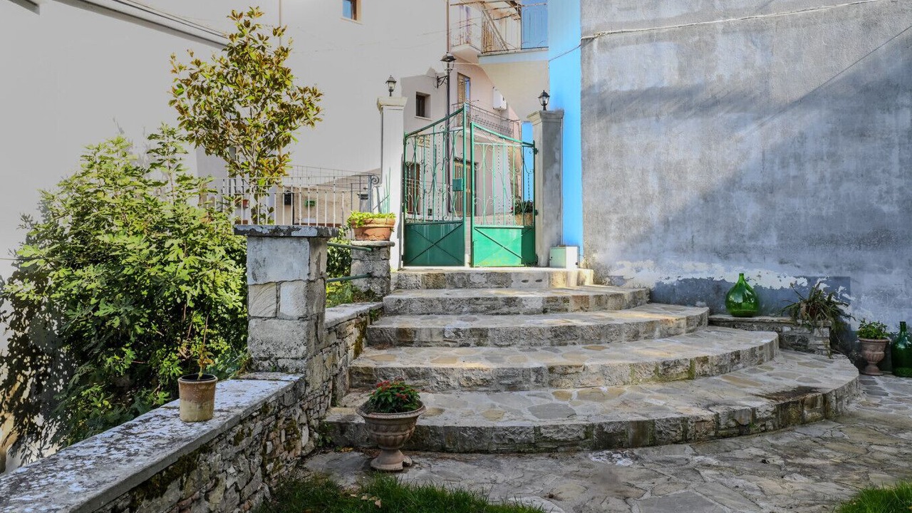 Photo of Outdoor in Baselice