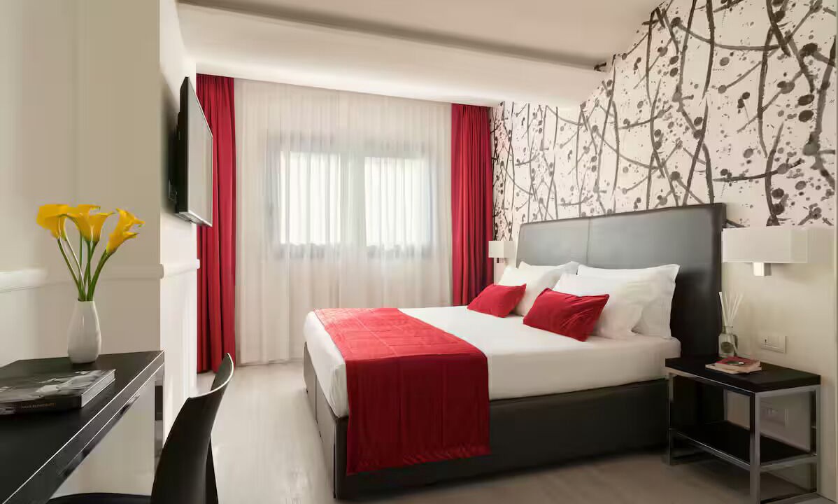 Photo of Bedroom in EUR