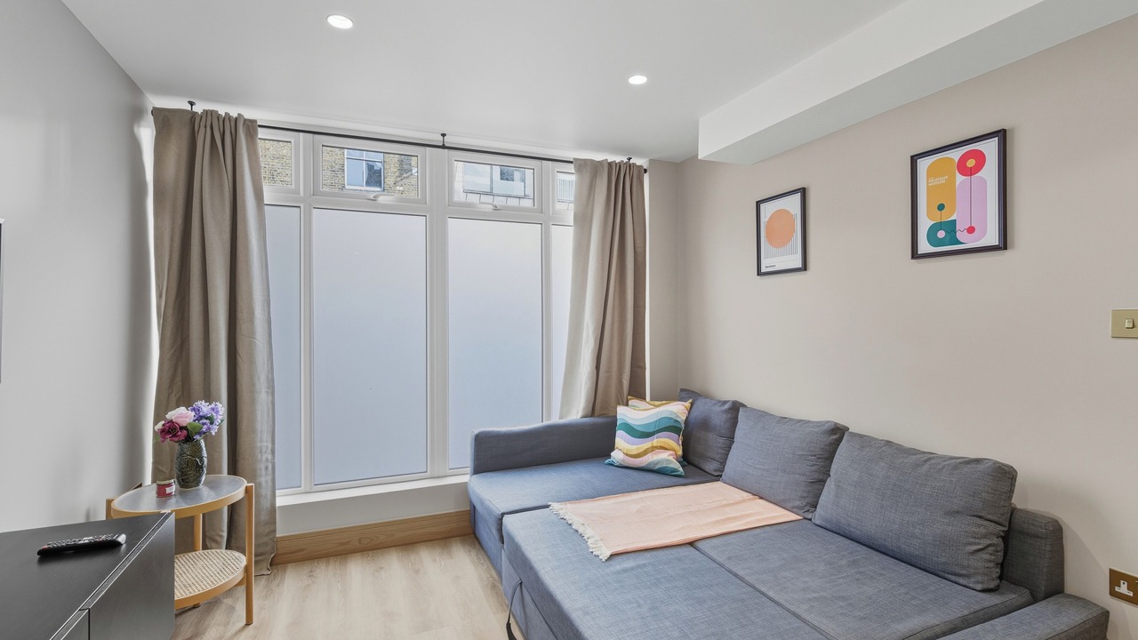 Photo of Livingroom in Angel