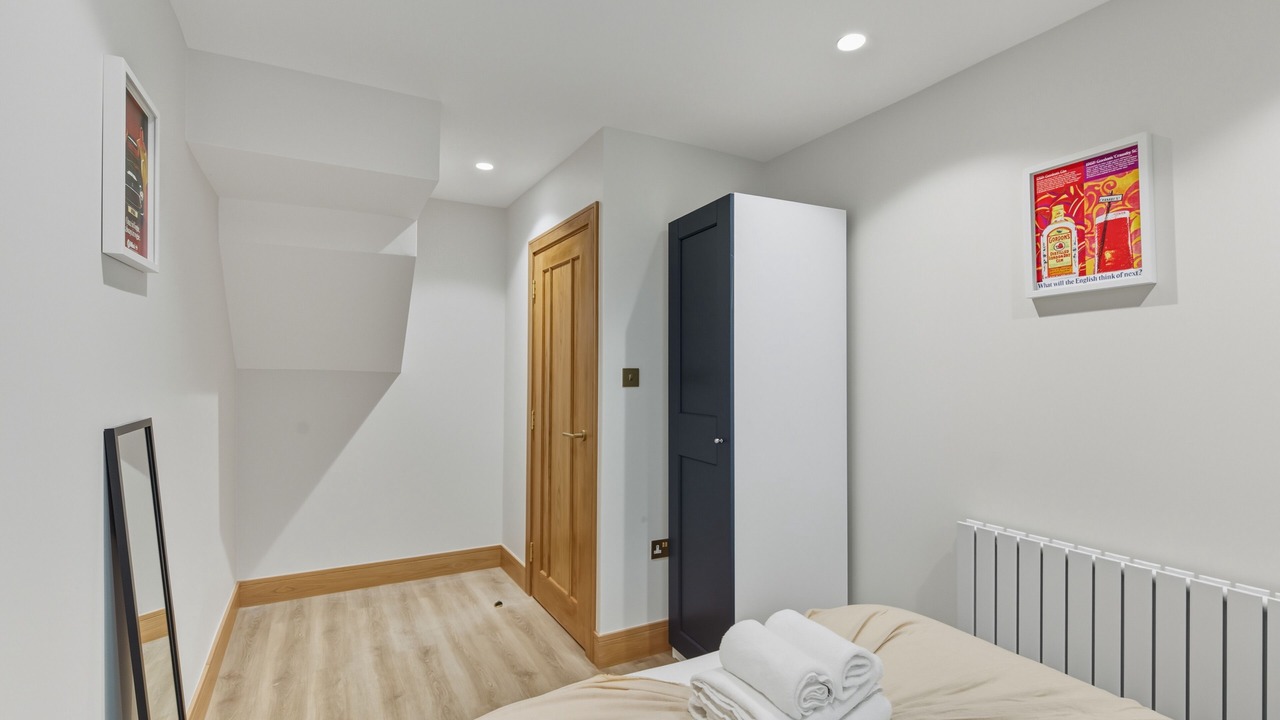 Photo of Bedroom in Angel