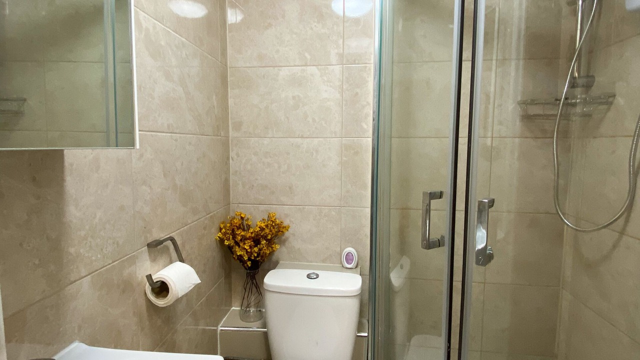 Photo of Bathroom in Queen's Park