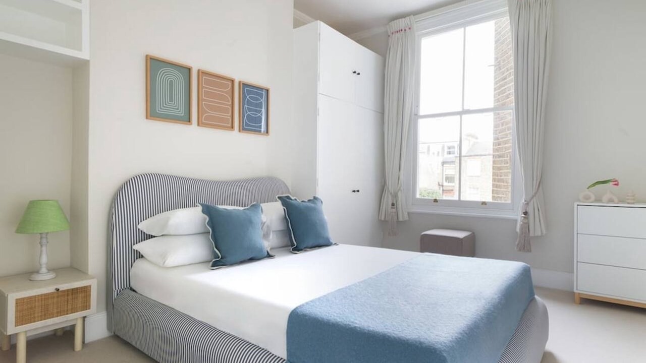 Photo of Bedroom in Addison