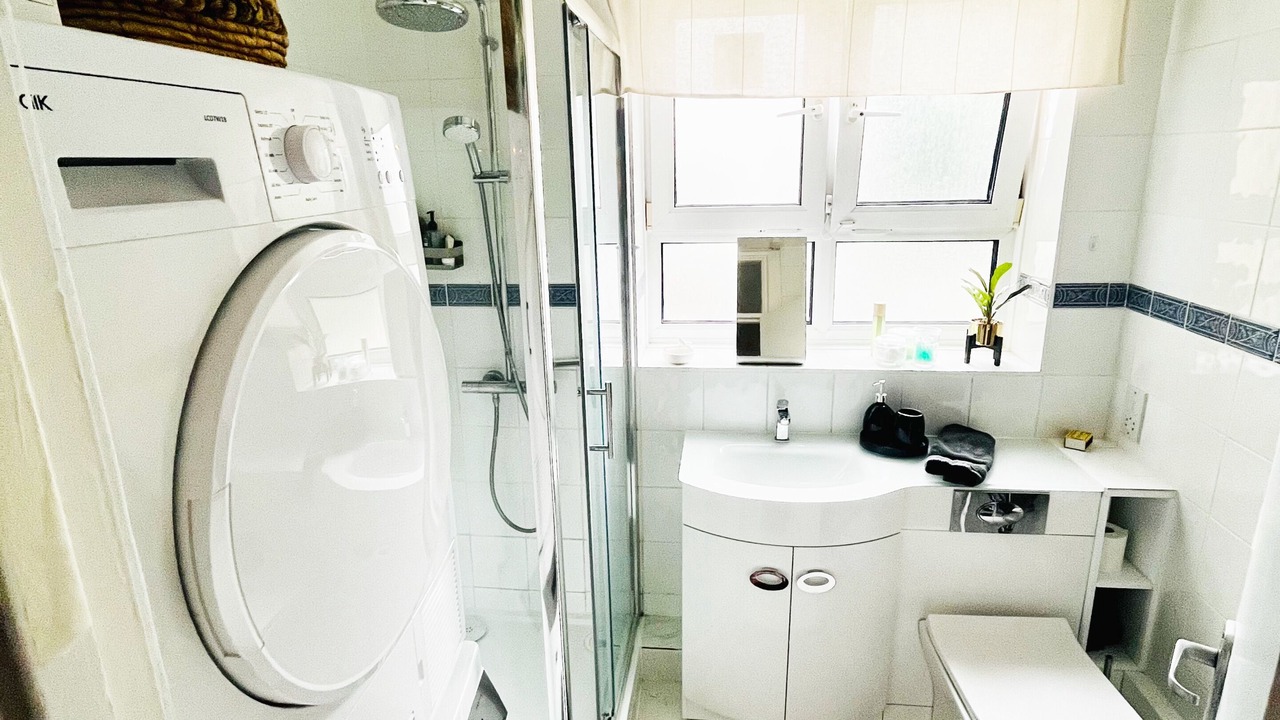 Photo of Bathroom in Avonmore and Brook Green