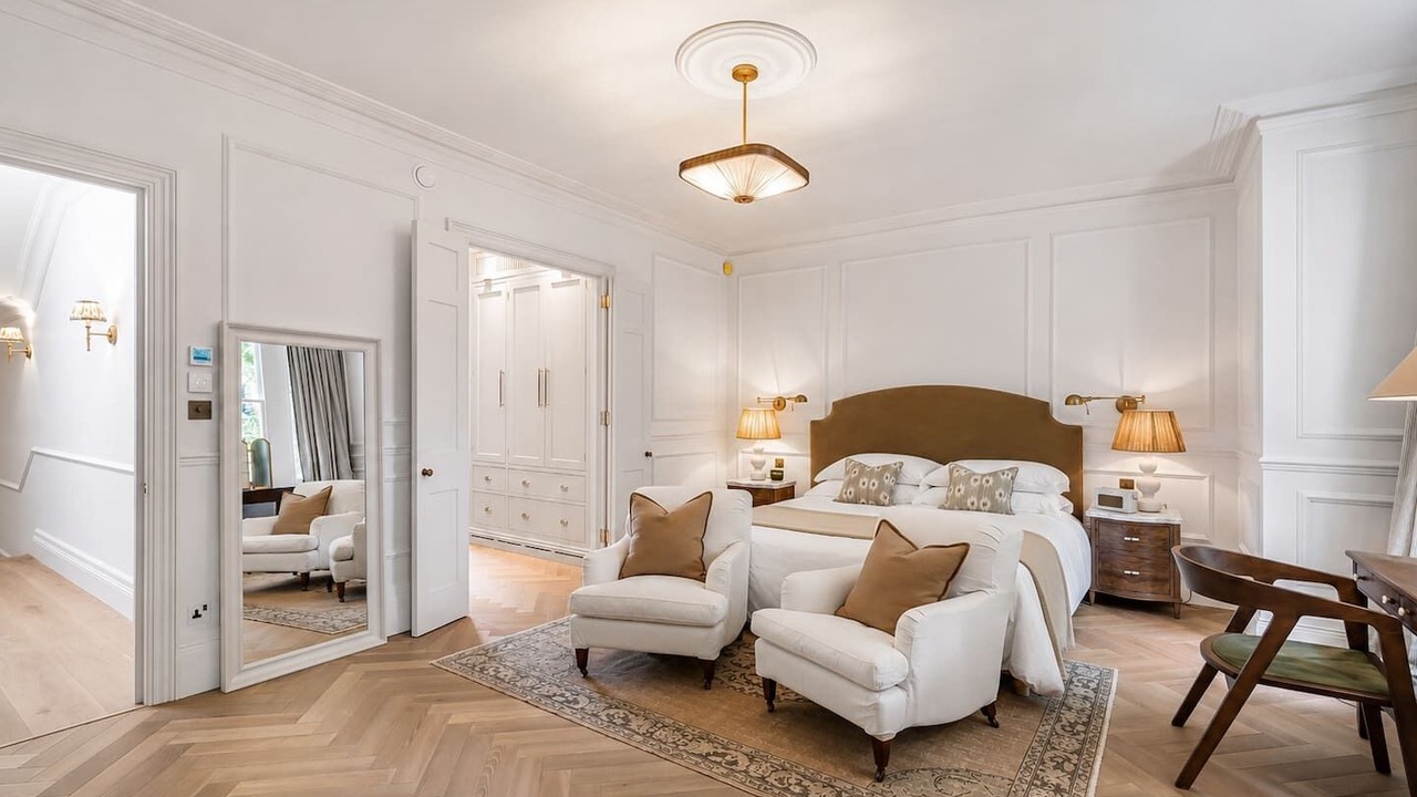 Photo of Bedroom in Palace Riverside