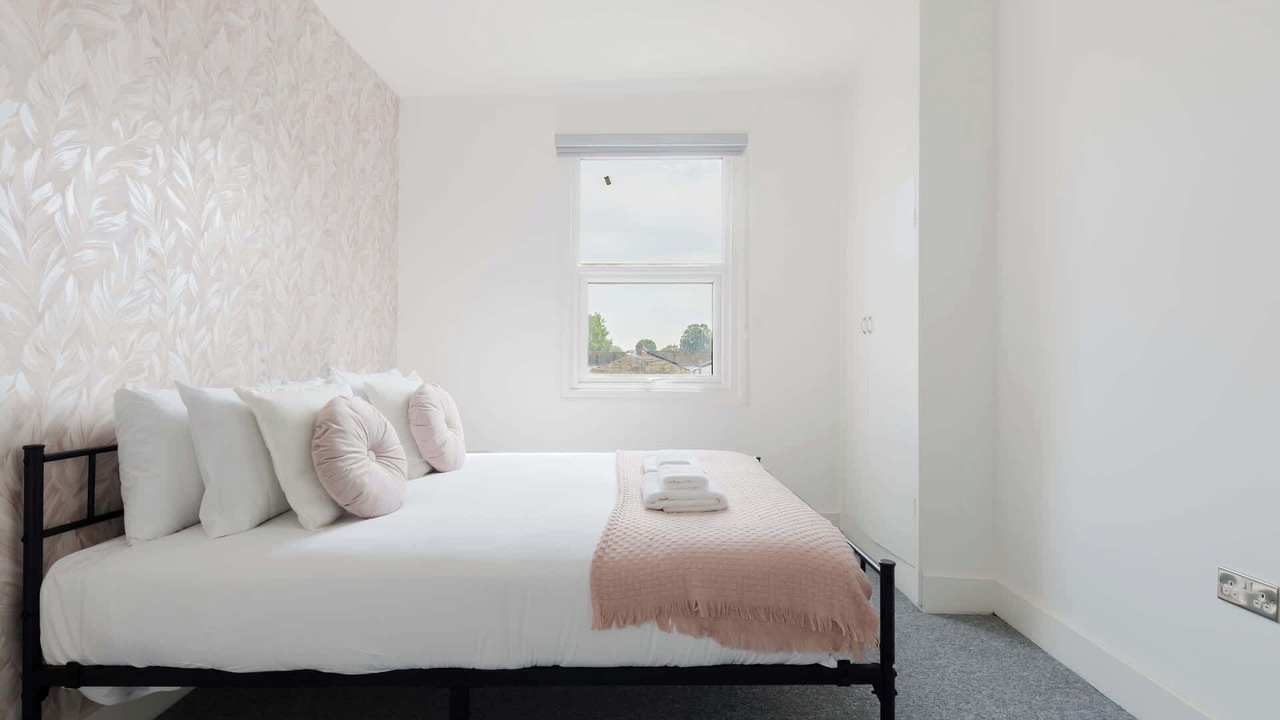 Photo of Bedroom in Harrow Road